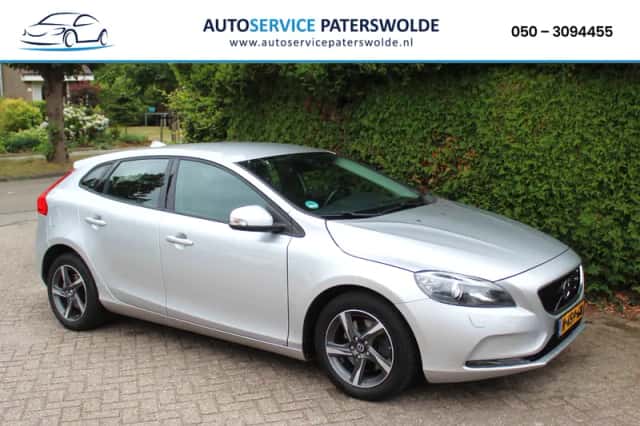 Volvo V40 (2014) thumbnail 1