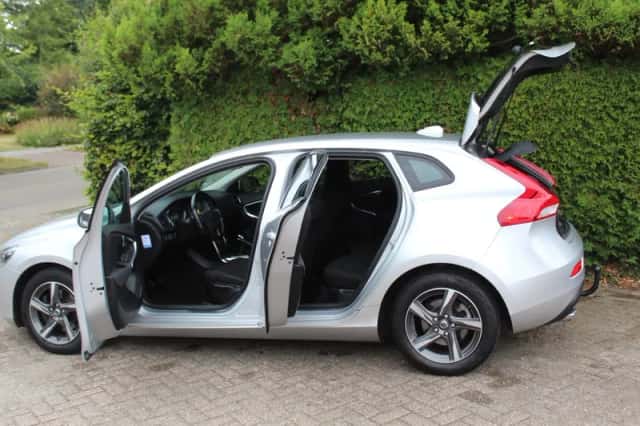 Volvo V40 (2014) thumbnail 6