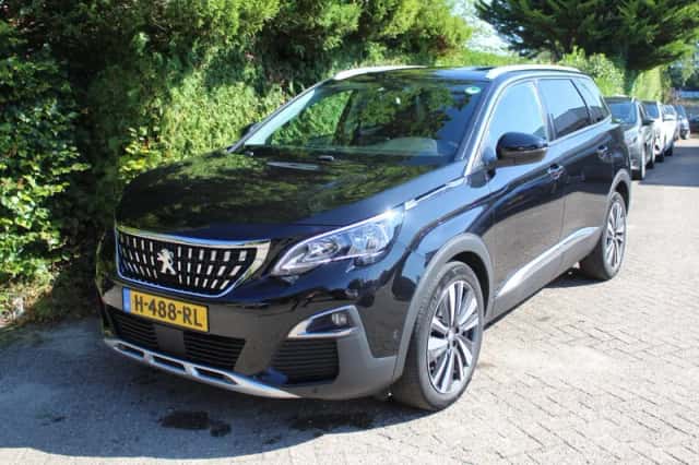 Peugeot 5008 (2020) thumbnail 3