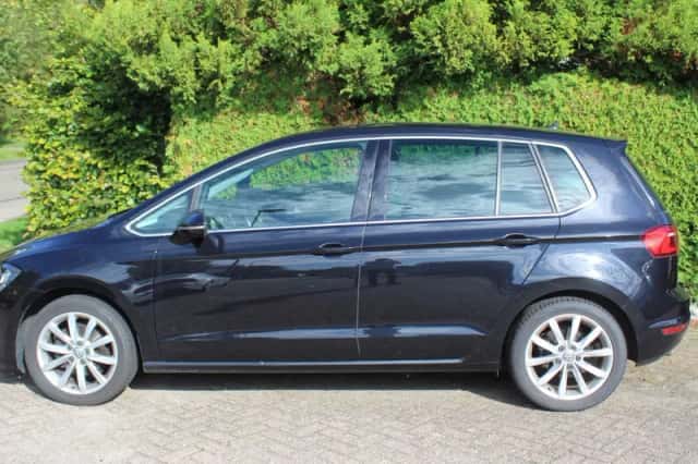 Volkswagen Golf Sportsvan (2014) thumbnail 2
