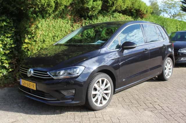 Volkswagen Golf Sportsvan (2014) thumbnail 3