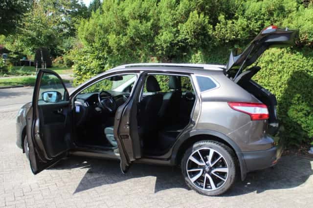 Nissan Qashqai (2015) thumbnail 6