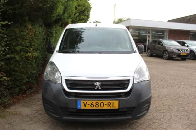 Peugeot Partner (2018) thumbnail 4