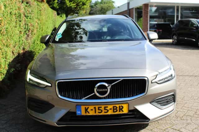 Volvo V60 (2020) thumbnail 4