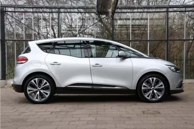Renault Scénic (2019) thumbnail 2