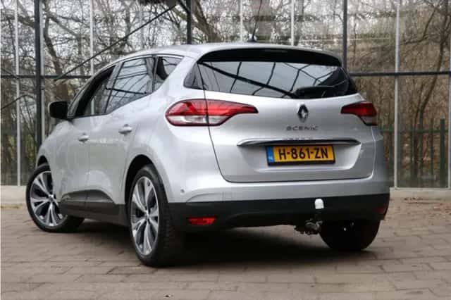 Renault Scénic (2019) thumbnail 4