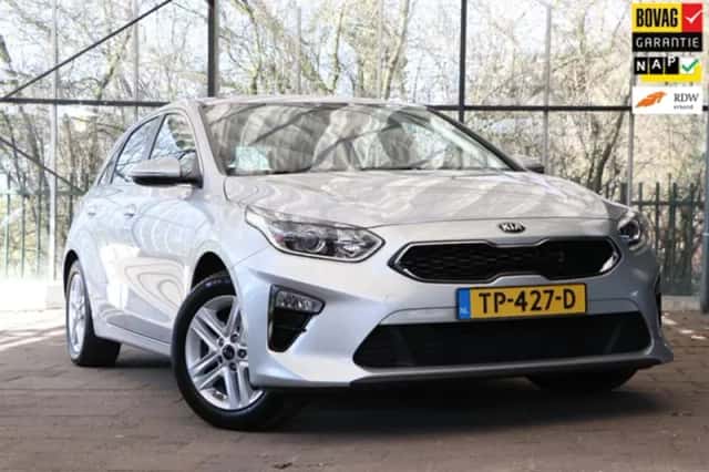 Kia Ceed (2018) thumbnail 1