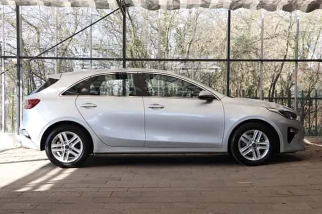 Kia Ceed (2018) thumbnail 3