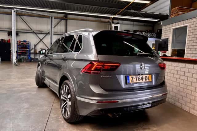 Volkswagen Tiguan (2018) thumbnail 4