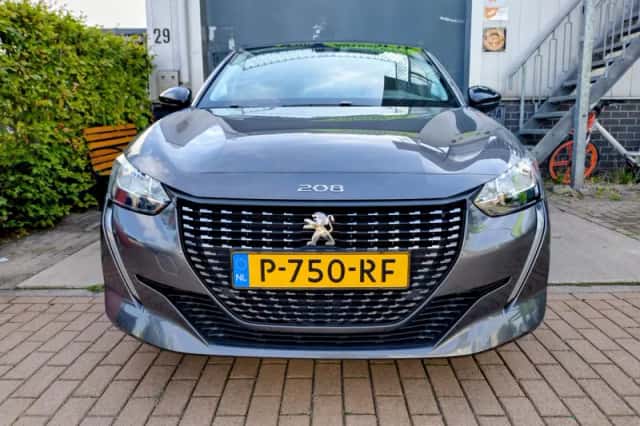 Peugeot 208 (2022) thumbnail 2