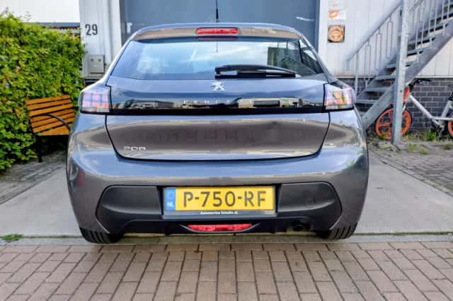 Peugeot 208 (2022) thumbnail 5
