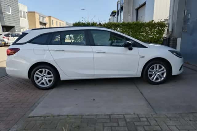 Opel Astra Sports Tourer (2022) thumbnail 6