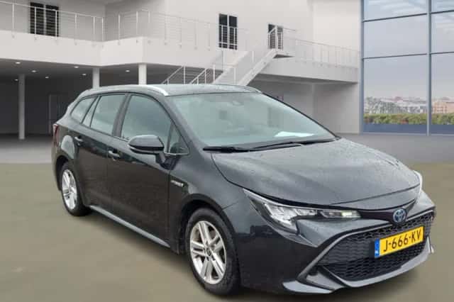 Toyota Corolla (2020) thumbnail 2