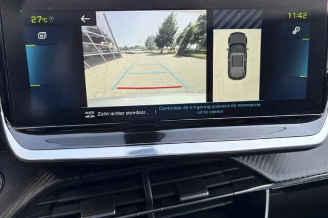 Peugeot e-2008 (2021) thumbnail 5