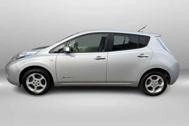 Nissan Leaf (2012) thumbnail 3