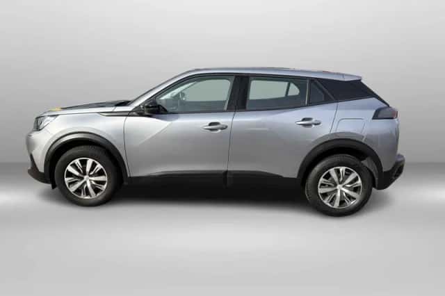 Peugeot 2008 (2022) thumbnail 3