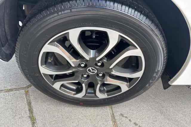 Mazda 2 (2016) thumbnail 4