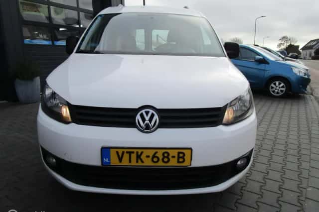 Volkswagen Caddy (2011) thumbnail 6