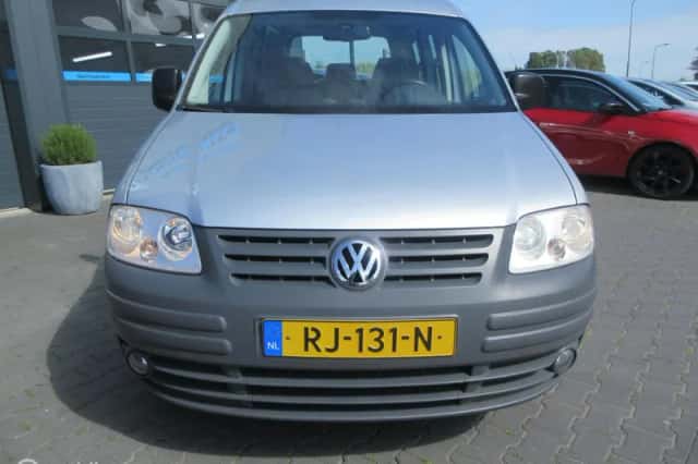 Volkswagen Caddy (2009) thumbnail 6