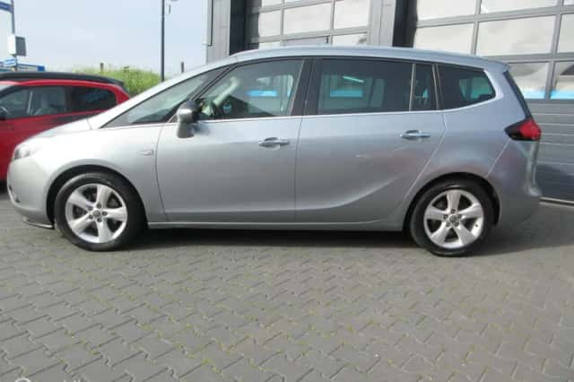 Opel Zafira (2012) thumbnail 5