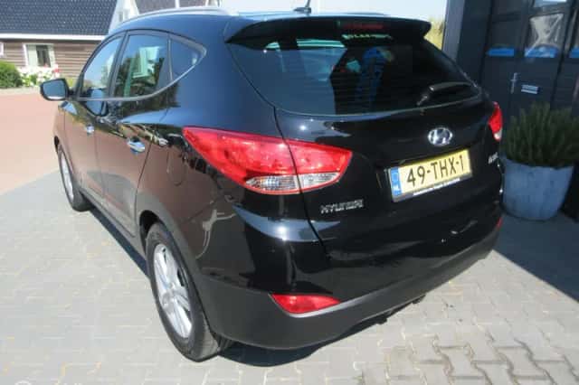 Hyundai ix35 (2012) thumbnail 4