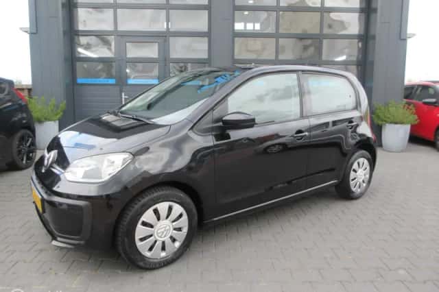 Volkswagen Up! (2017) thumbnail 1