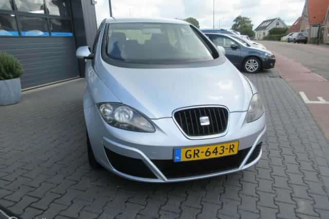 SEAT Altea (2011) thumbnail 2