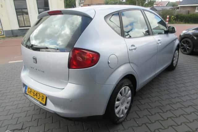 SEAT Altea (2011) thumbnail 3