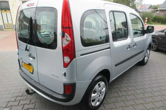 Renault Kangoo (2010) thumbnail 3