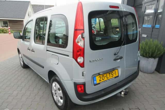 Renault Kangoo (2010) thumbnail 4