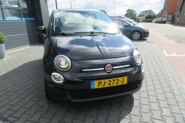 Fiat 500 (2017) thumbnail 2