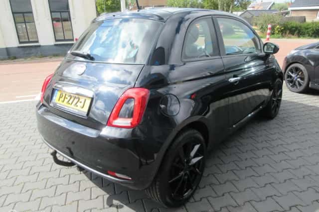 Fiat 500 (2017) thumbnail 3