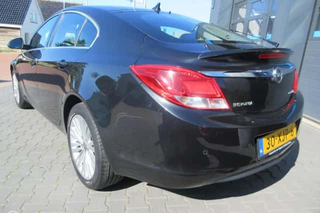 Opel Insignia (2012) thumbnail 4
