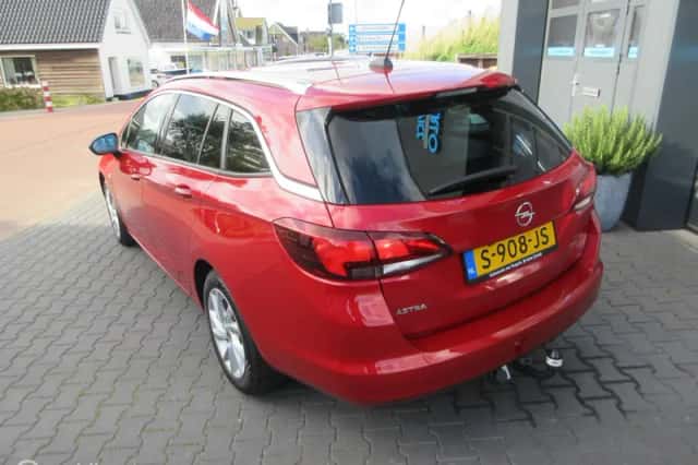 Opel Astra (2021) thumbnail 4