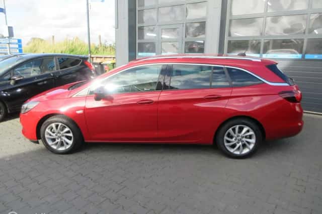 Opel Astra (2021) thumbnail 5