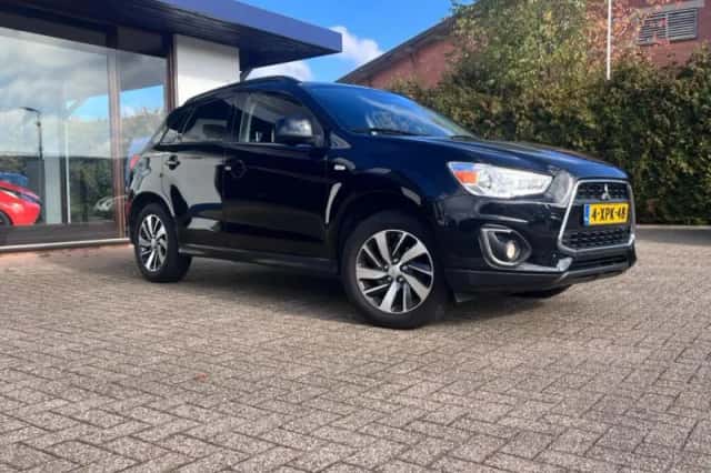 Mitsubishi ASX (2014) thumbnail 3