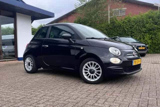 Fiat 500 (2017) thumbnail 3