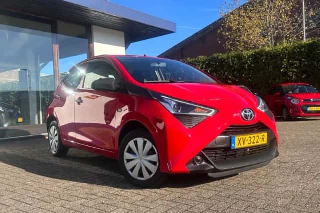 Toyota Aygo (2019) thumbnail 2