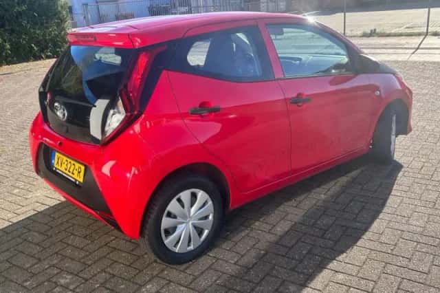 Toyota Aygo (2019) thumbnail 3