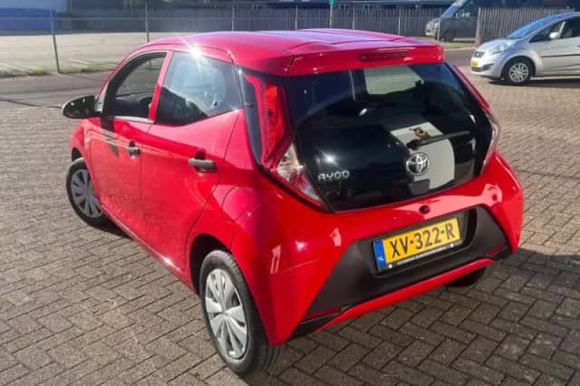 Toyota Aygo (2019) thumbnail 4