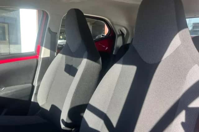 Toyota Aygo (2019) thumbnail 6
