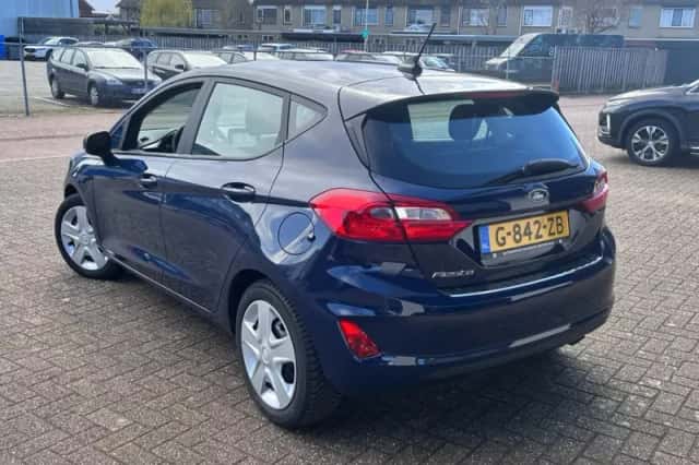 Ford Fiesta (2019) thumbnail 4
