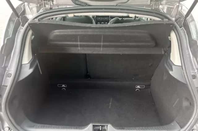 Renault Clio (2013) thumbnail 5