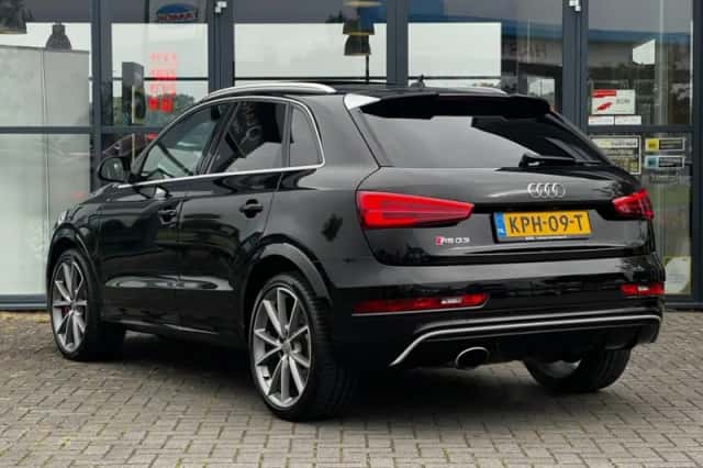 Audi RS Q3 (2016) thumbnail 3