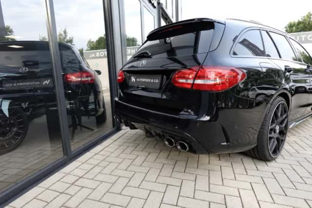 Mercedes-Benz C-Klasse (2017) thumbnail 2