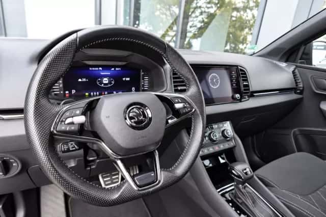 Škoda Karoq (2023) thumbnail 4