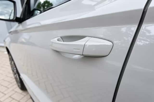 Škoda Karoq (2023) thumbnail 5