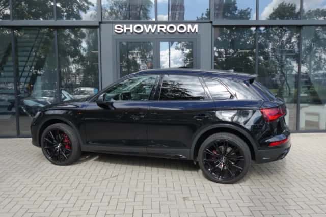 Audi Q5 (2023) thumbnail 6