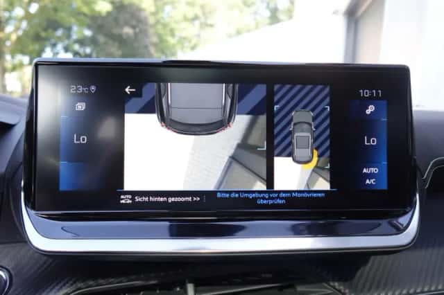 Peugeot 2008 (2022) thumbnail 5