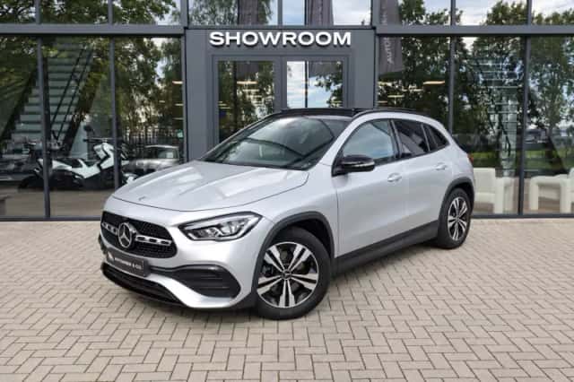 Mercedes-Benz GLA-Klasse (2023) thumbnail 1